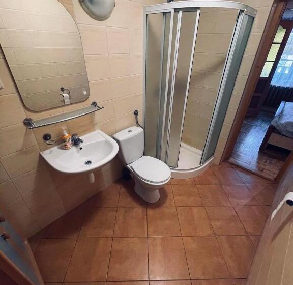 تختخواب و صبحانه Willa Maria