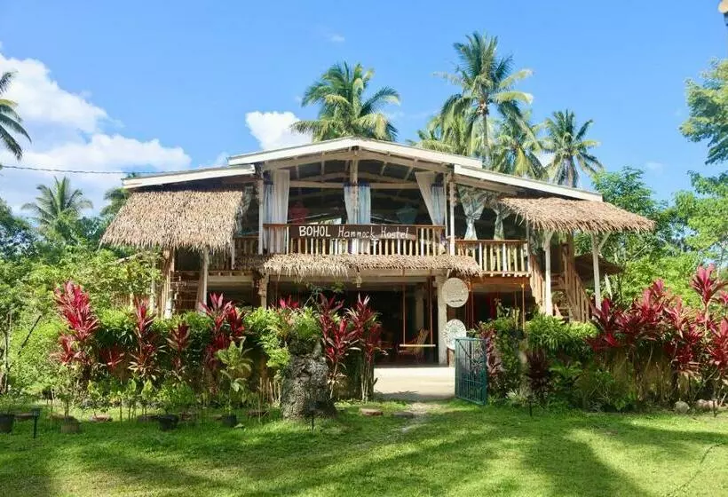 Bohol Hammock Hostel