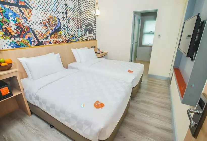 Go Hotels Plus Naga
