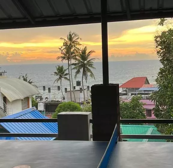هتل Mohans Ayurvedic Beach Resort
