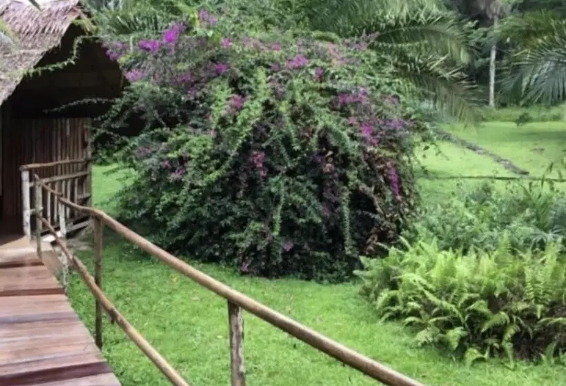 هتل Oveng Lodge