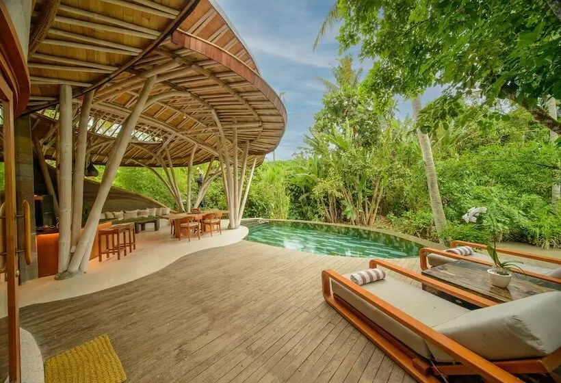 Hotelli Ulaman Eco Luxury Retreat