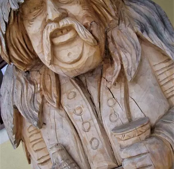 Majatalo Willa Axla Z Werandą Ogrodem I Parkingiem