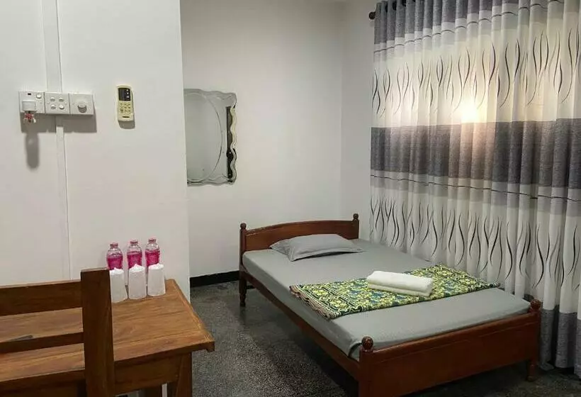 ベッドアンドブレックファースト Berty S Cottage