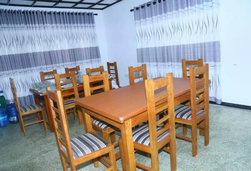 ベッドアンドブレックファースト Berty S Cottage