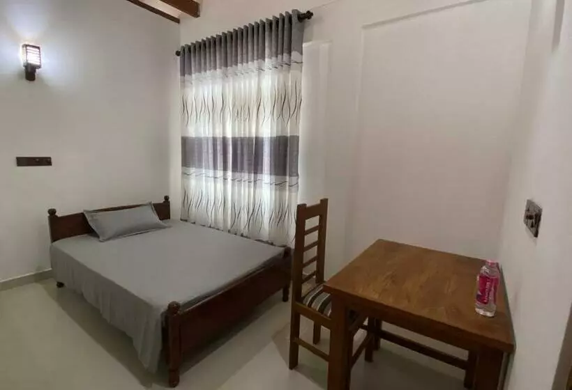 ベッドアンドブレックファースト Berty S Cottage