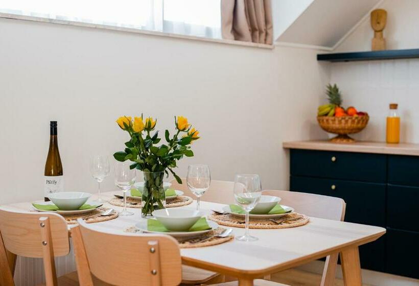 Bed and Breakfast H11s Esztergom