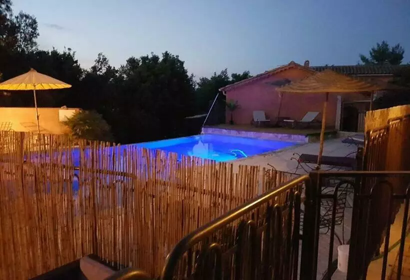 Aamiaismajoitus (B&B) La Rose Des Vents