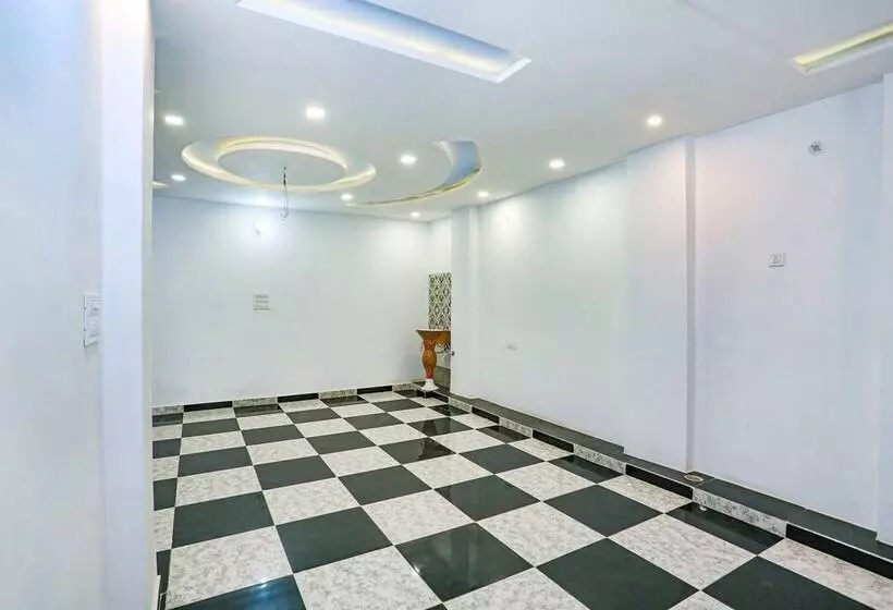 Fabhotel Occazia Palace