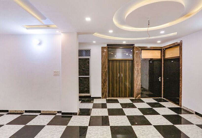 Fabhotel Occazia Palace