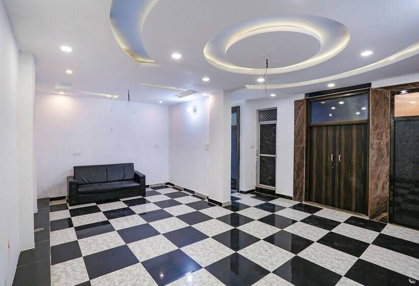 Fabhotel Occazia Palace