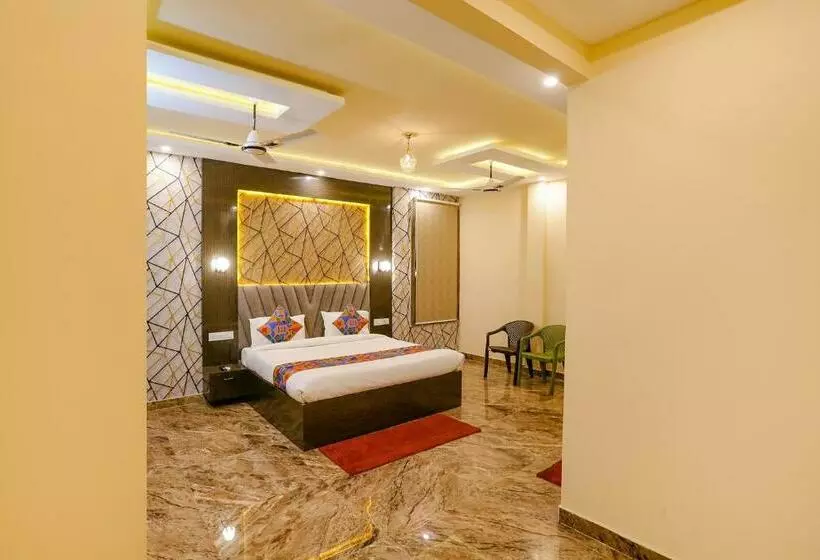 Fabhotel Occazia Palace