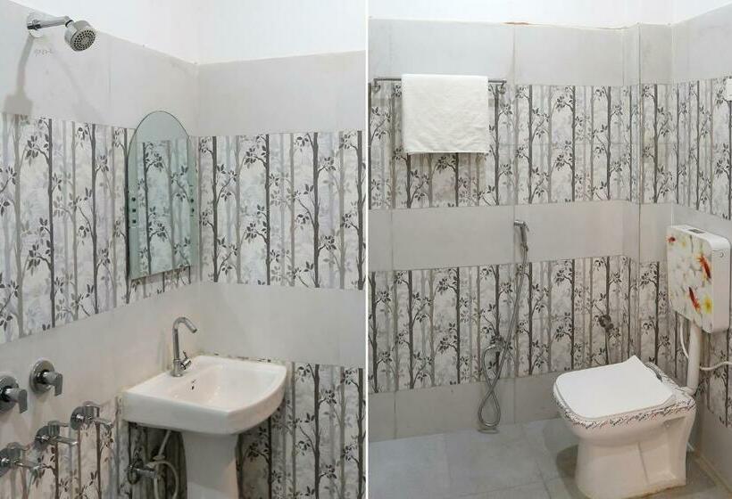 Fabhotel Occazia Palace