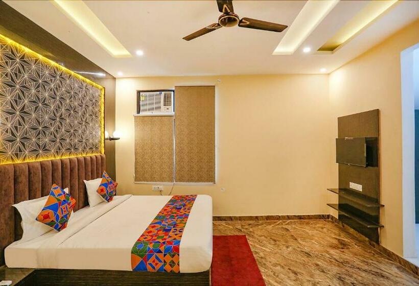 Fabhotel Occazia Palace