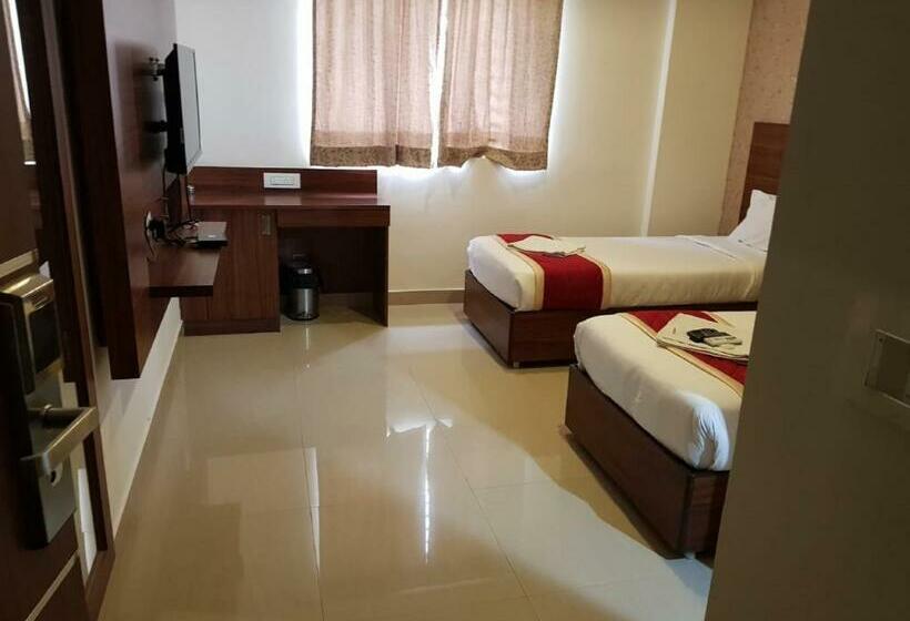 Hotel Passport Inn By Wb Inn