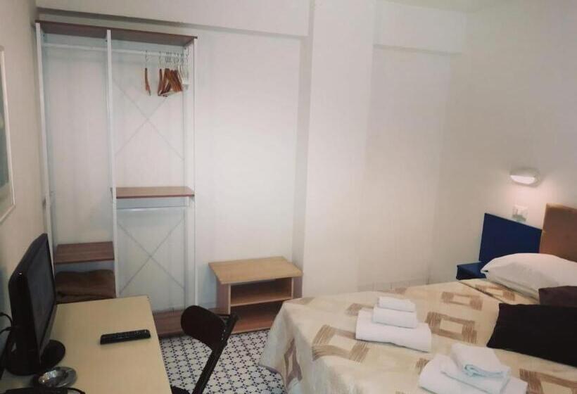 پانسیون Camere Indipendenti Le Terrazze   Piano Terra