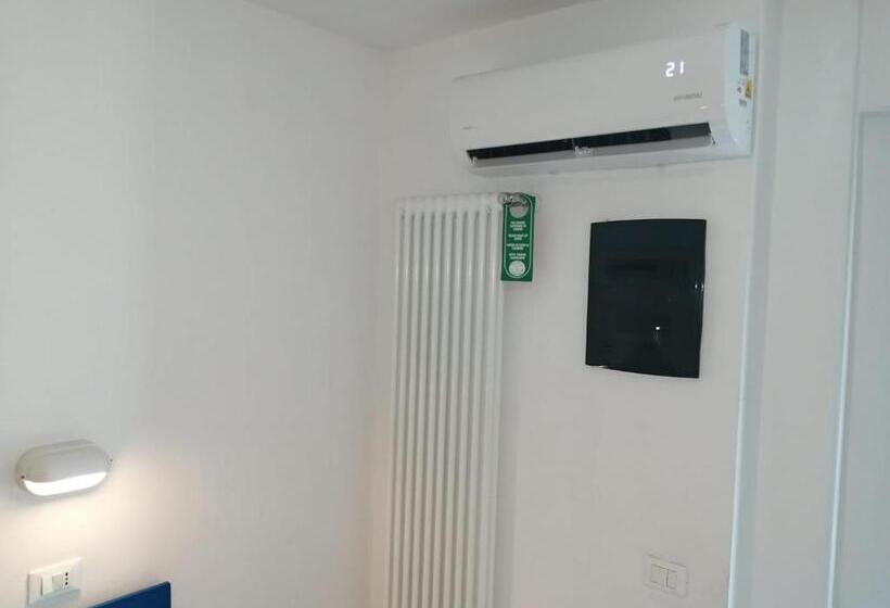 پانسیون Camere Indipendenti Le Terrazze   Piano Terra