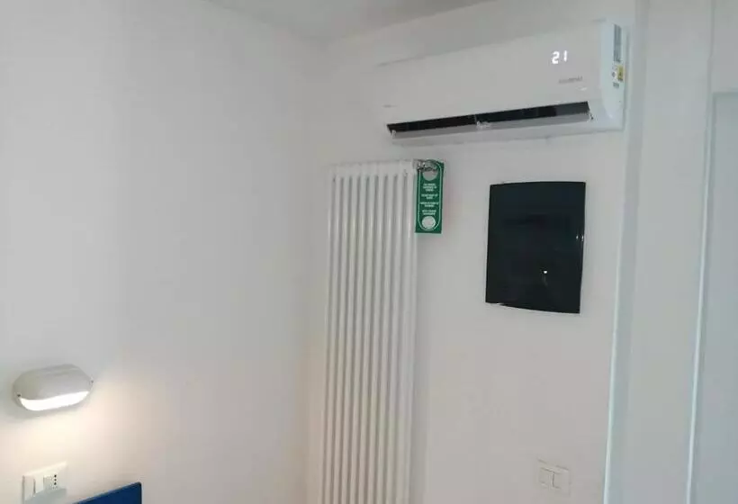 پانسیون Camere Indipendenti Le Terrazze   Piano Terra