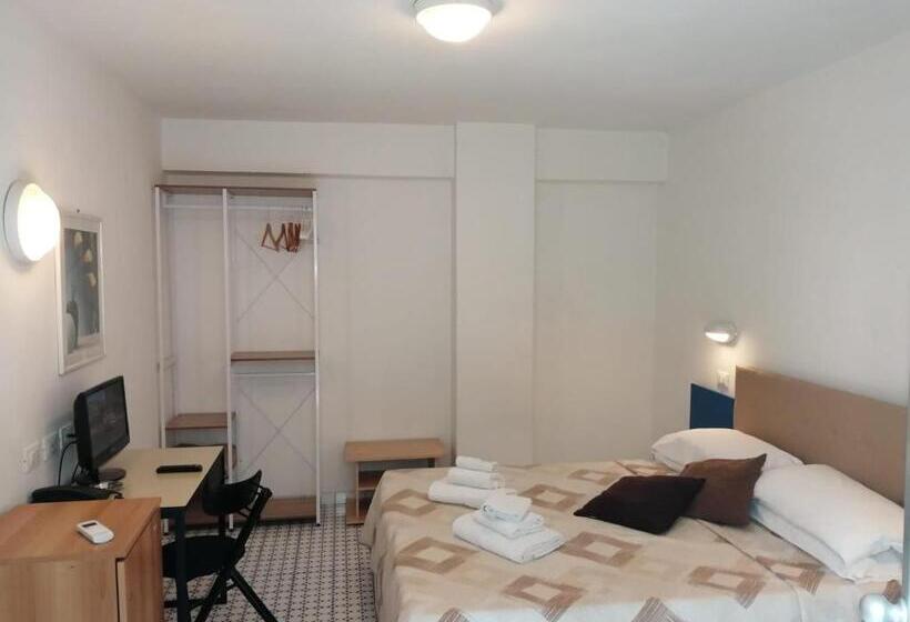 پانسیون Camere Indipendenti Le Terrazze   Piano Terra