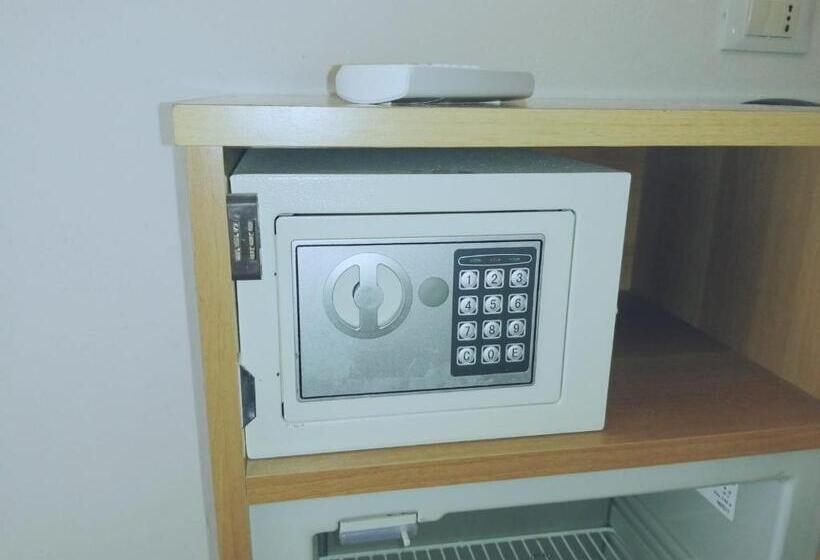 پانسیون Camere Indipendenti Le Terrazze   Piano Terra