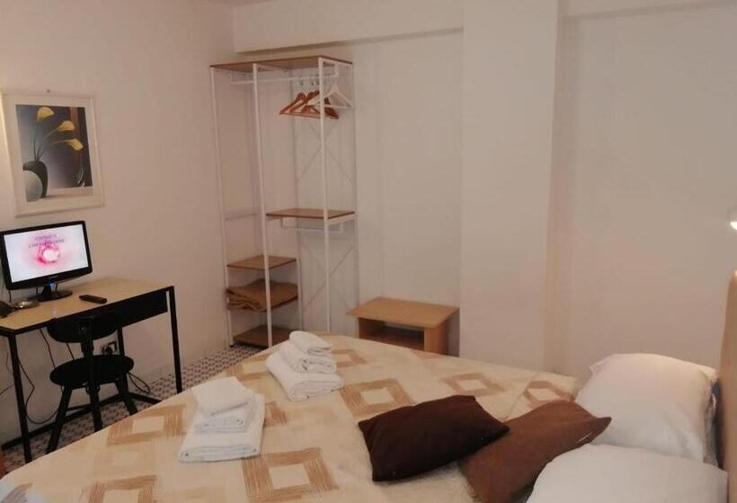 پانسیون Camere Indipendenti Le Terrazze   Piano Terra