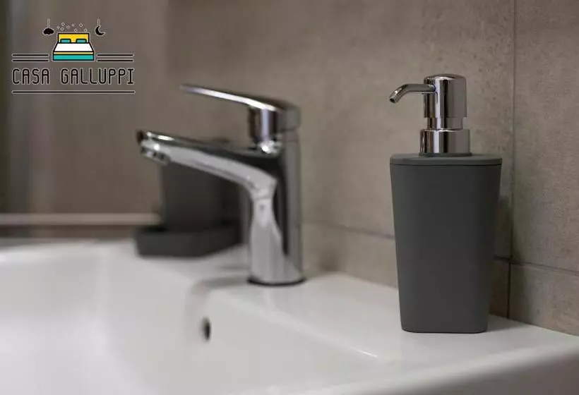 پانسیون Casa Galluppi, Stanza Privata In Centro A Cosenza Con Bagno E Ampia Doccia, Free High Speed Wi Fi, N