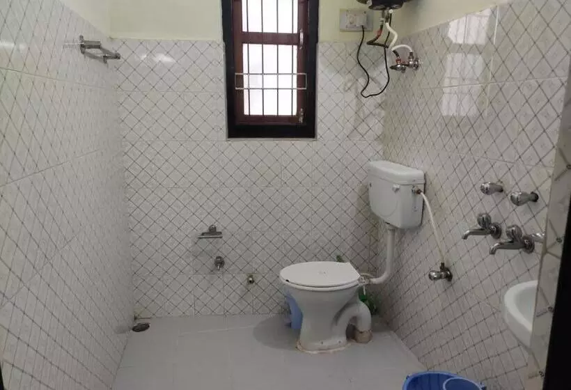 Majatalo Shree Guest House