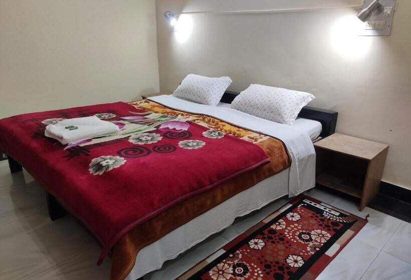 بنسيون Shree Guest House