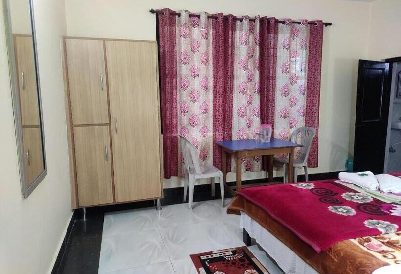 بنسيون Shree Guest House