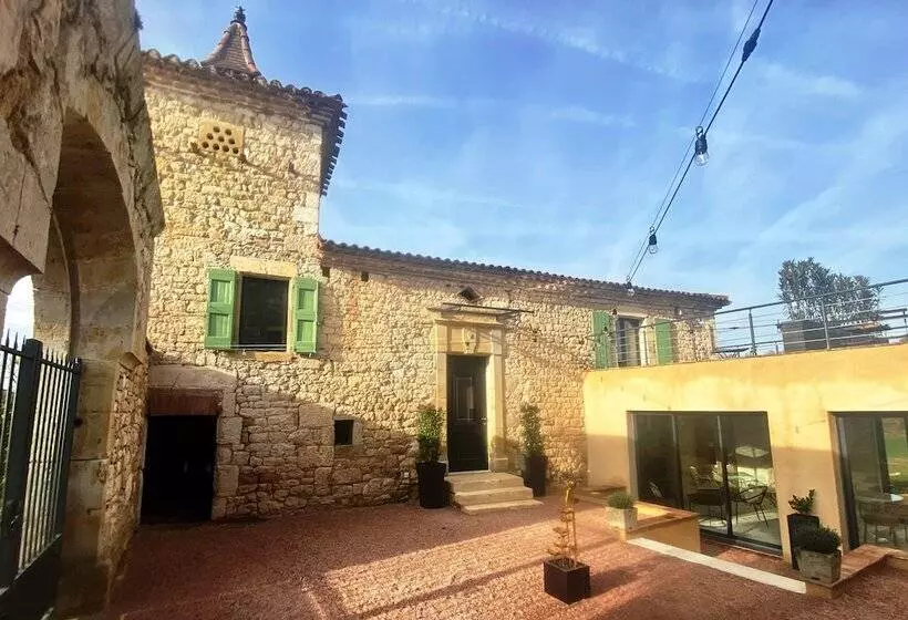 Aamiaismajoitus (B&B) Domaine De Lejos   Portes D Albi