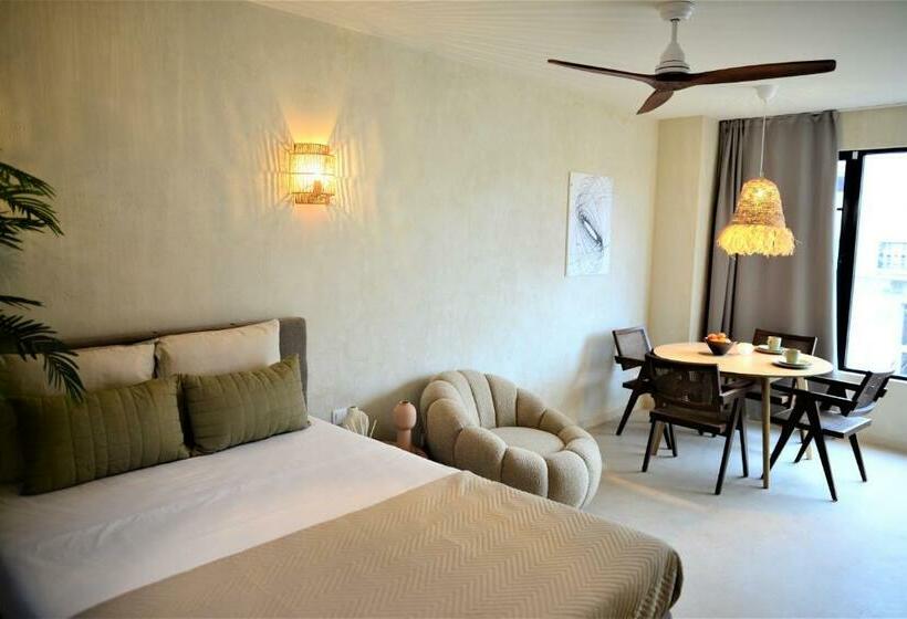 Kyoto Suites   Center Antwerp!