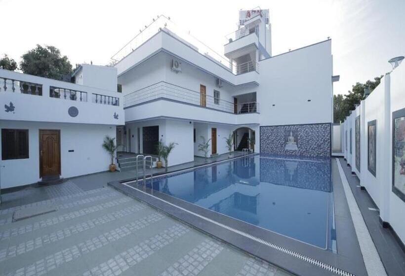 هتل Paradise Apk Farm House