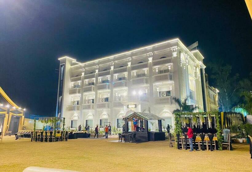 酒店 Hb Klyde Premier