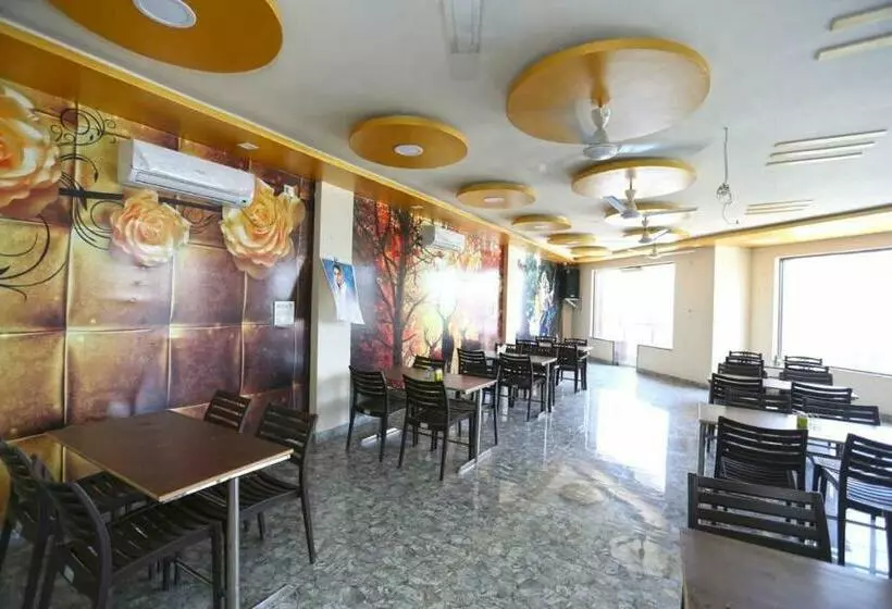 Hotelli Oyo Flagship 80728  My Prime Family Restaurant