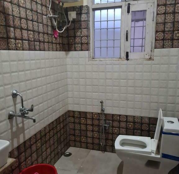 בית מלון כפרי Oyo Flagship 80728 My Prime Family Restaurant