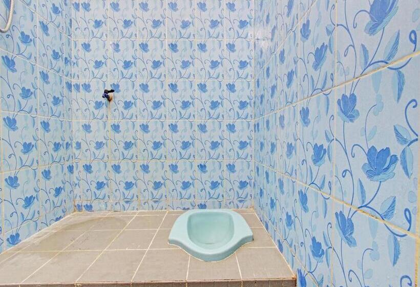 Szálloda Spot On 92179 Latinos House