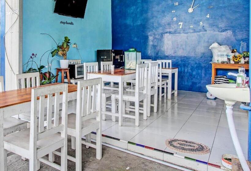 Szálloda Spot On 92179 Latinos House