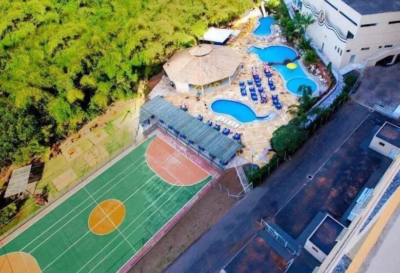 Hotelli Suite Golden Dolphin Grand Euemcaldas
