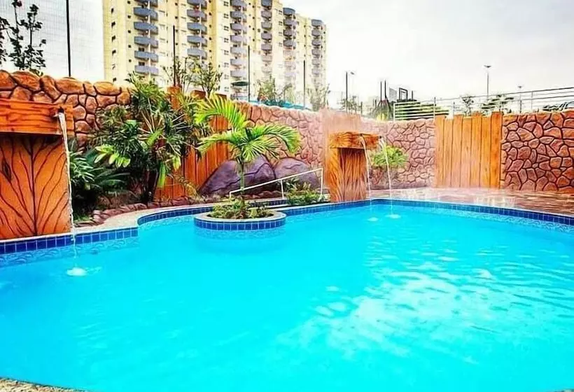Hotelli Suite Golden Dolphin Grand Euemcaldas