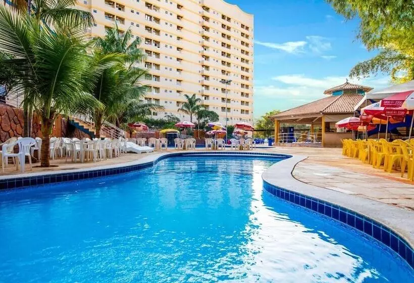 Hotelli Suite Golden Dolphin Grand Euemcaldas