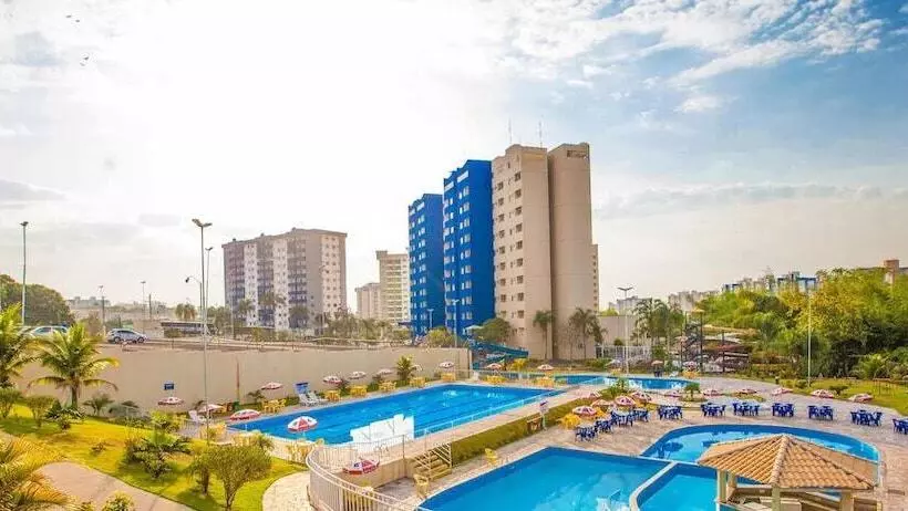 Hotelli Suite Golden Dolphin Grand Euemcaldas