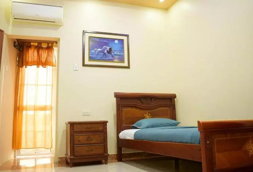 Majatalo Hostal Galápagos   Guayaquil