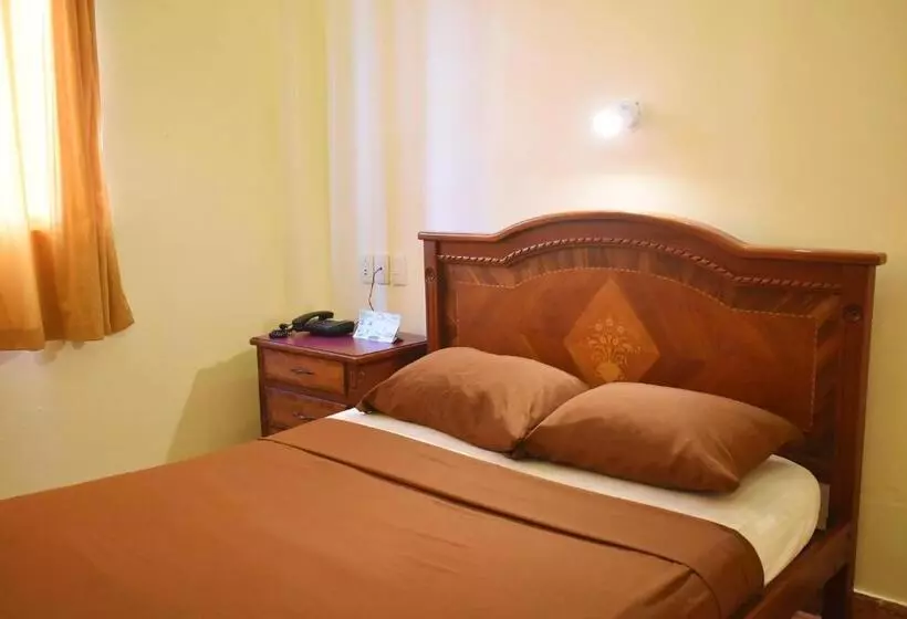 Majatalo Hostal Galápagos   Guayaquil