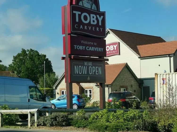 پانسیون Langley Haven   3 Br House