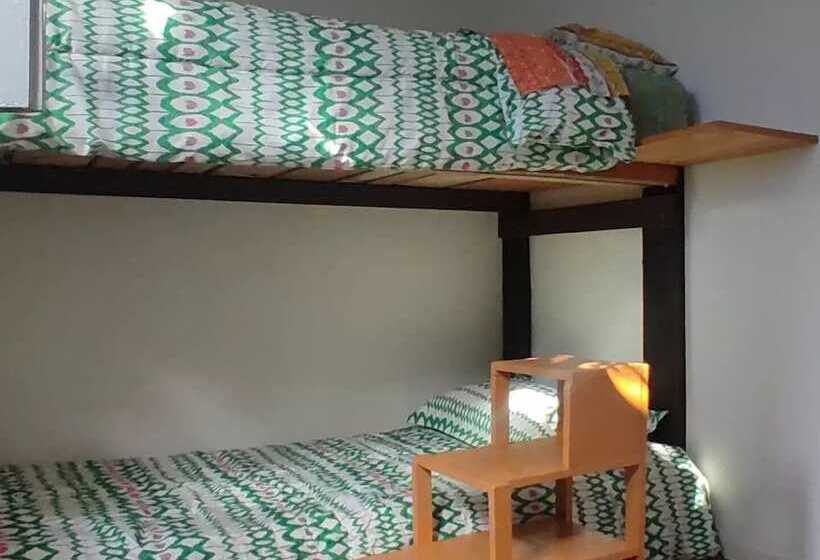 پانسیون Sireno Hostal