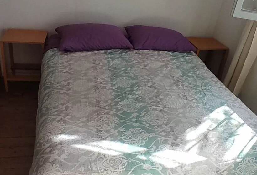 پانسیون Sireno Hostal