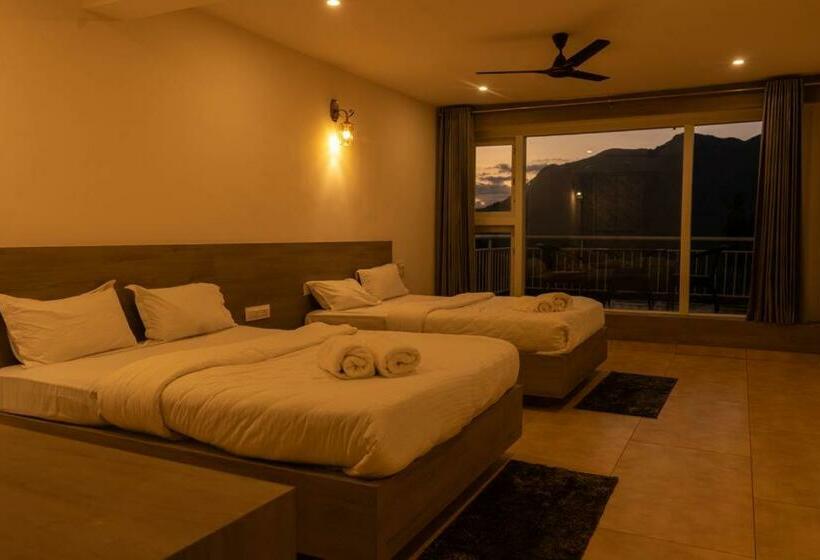 אתר נופש The Summit Peak Of Luxury