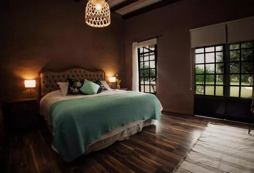 Retkeilymaja El Pinar Caballeriza