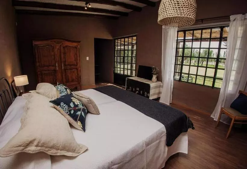 Retkeilymaja El Pinar Caballeriza