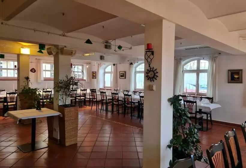 Aamiaismajoitus (B&B) Am Friedberger See